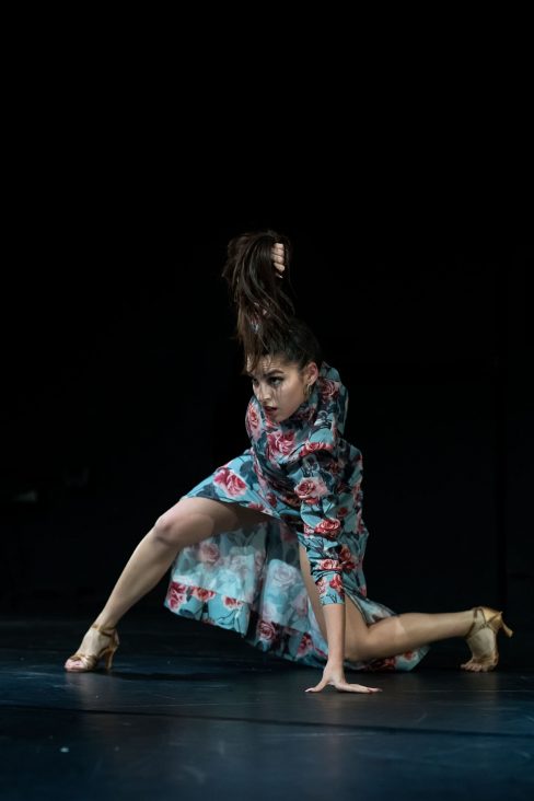 Mai Ibargüen. Reportajes de danza en Zaragoza. Pies para qué los quiero. Teatro del Mercado de Zaragoza