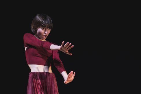 Mai Ibargüen. Reportajes de danza en Zaragoza. Pies para qué los quiero. Teatro del Mercado de Zaragoza