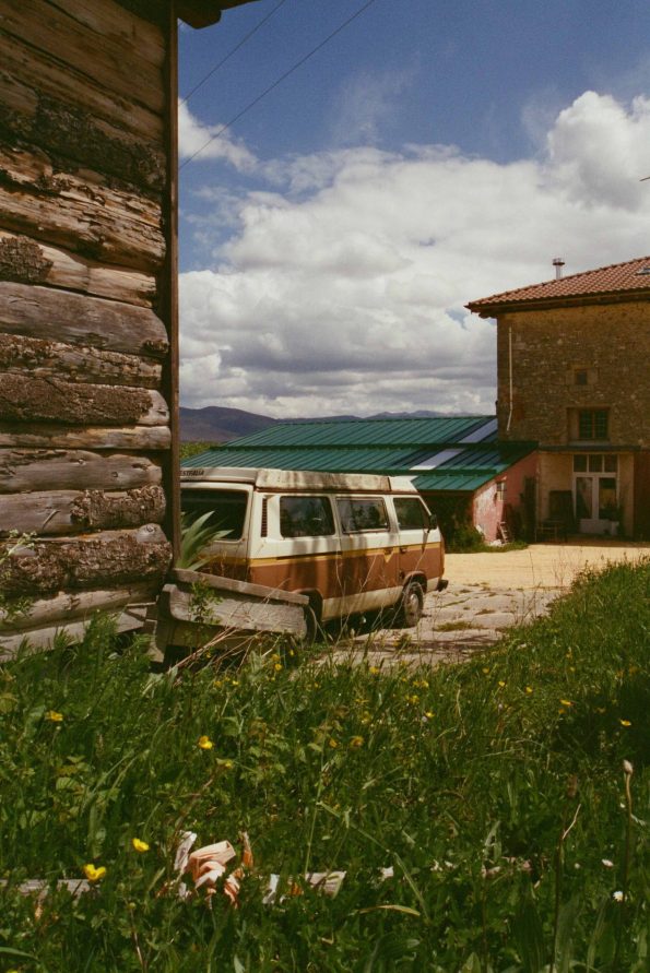 The Future Is Analog Mai Ibargüen Autocaravana vieja